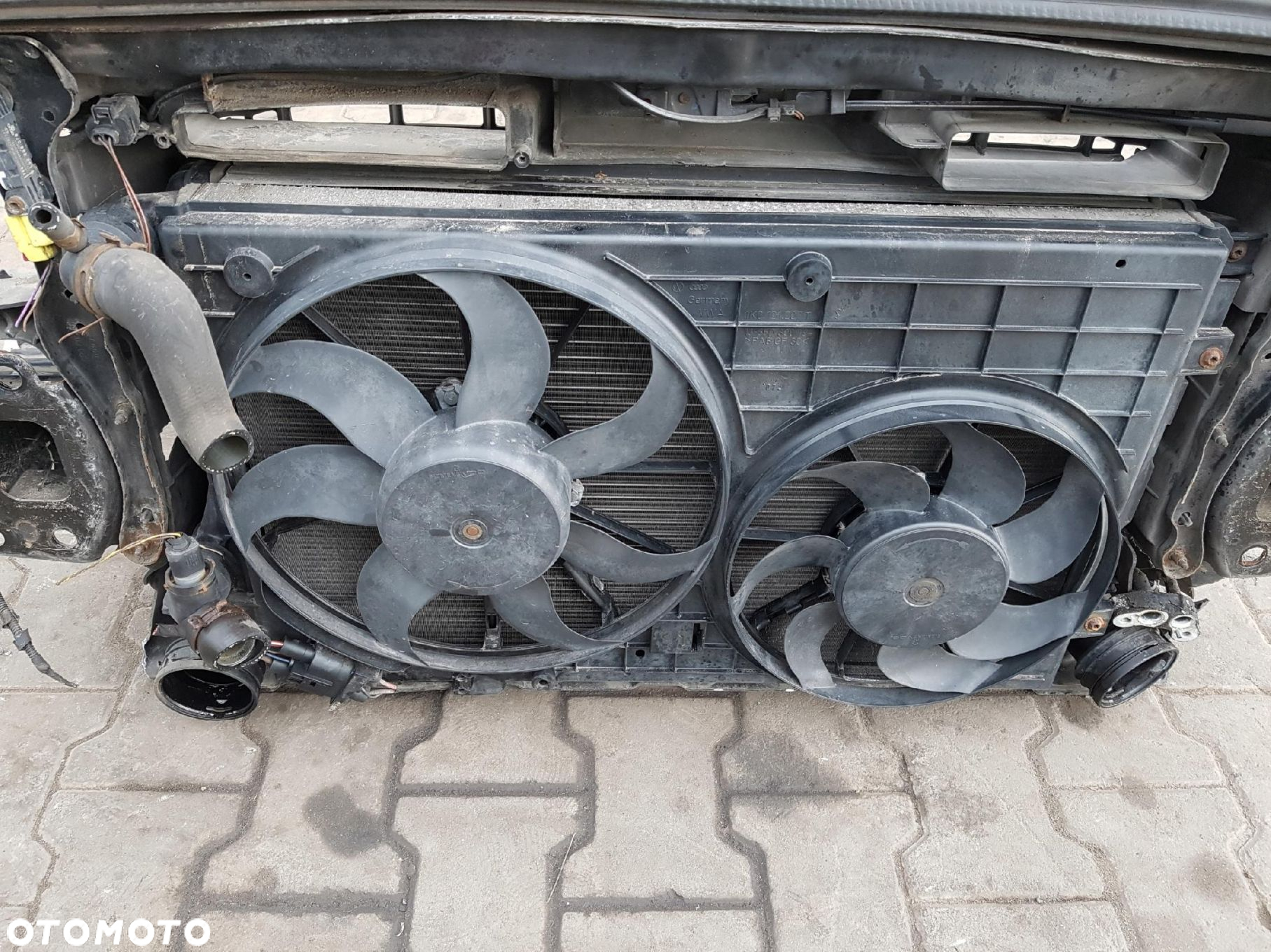 AUDI A3 8P 04-07r 1.9 TDI PAS PRZEDNI CHŁODNICE - 4