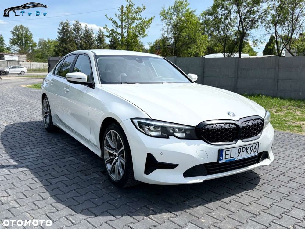 BMW Seria 3 318d M Sport - 10