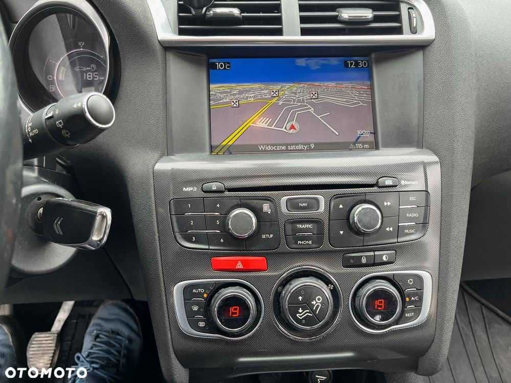 Citroën C4 1.6 HDi Seduction - 16