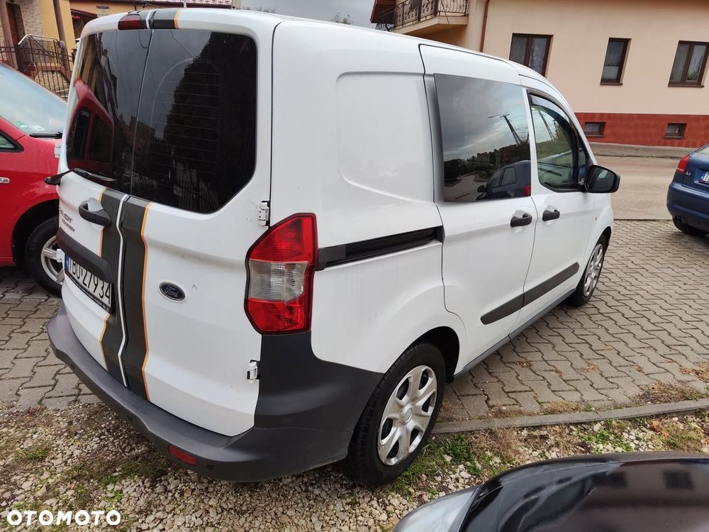 Ford Transit Courier Ambiente - 5