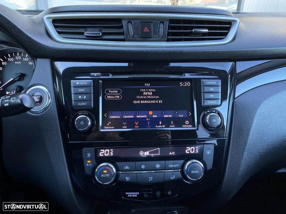 Nissan Qashqai 1.5 dCi N-Connecta J18 - 18