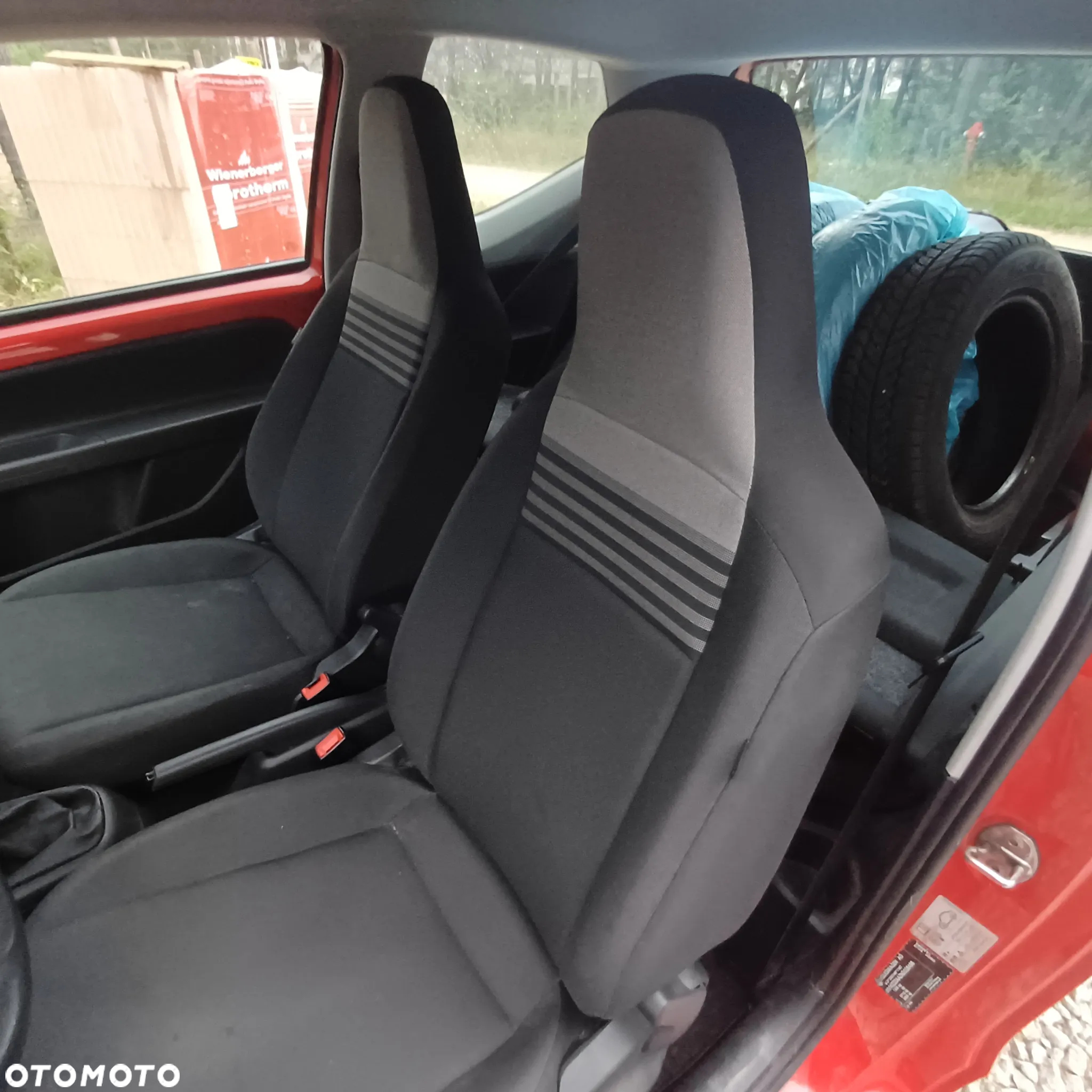 Volkswagen up! - 8