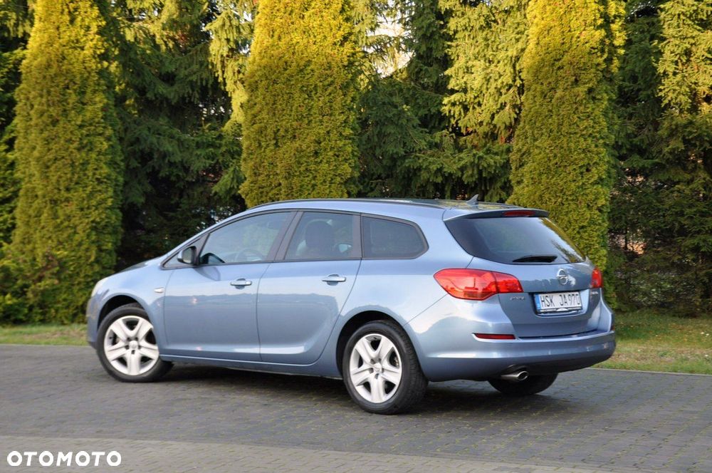 Opel Astra - 13