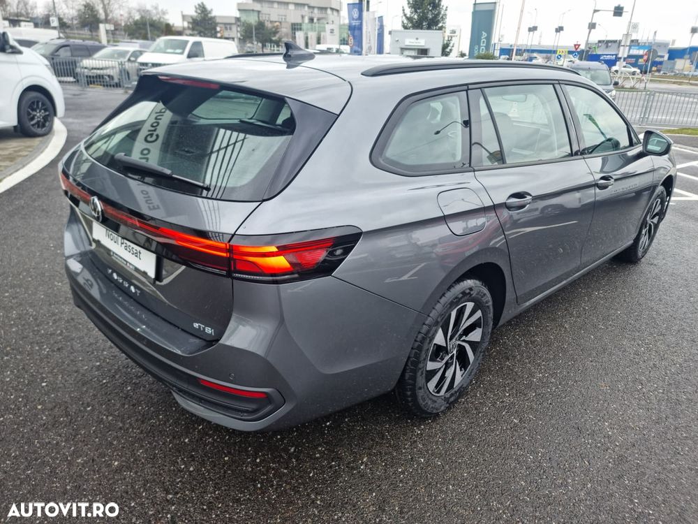 Volkswagen Passat 1.5 e-TSI OPF DSG - 11