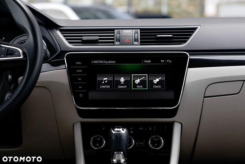 Skoda Superb 2.0 TDI 4x4 L&K DSG - 20