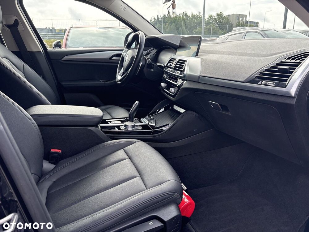 BMW X4 - 10