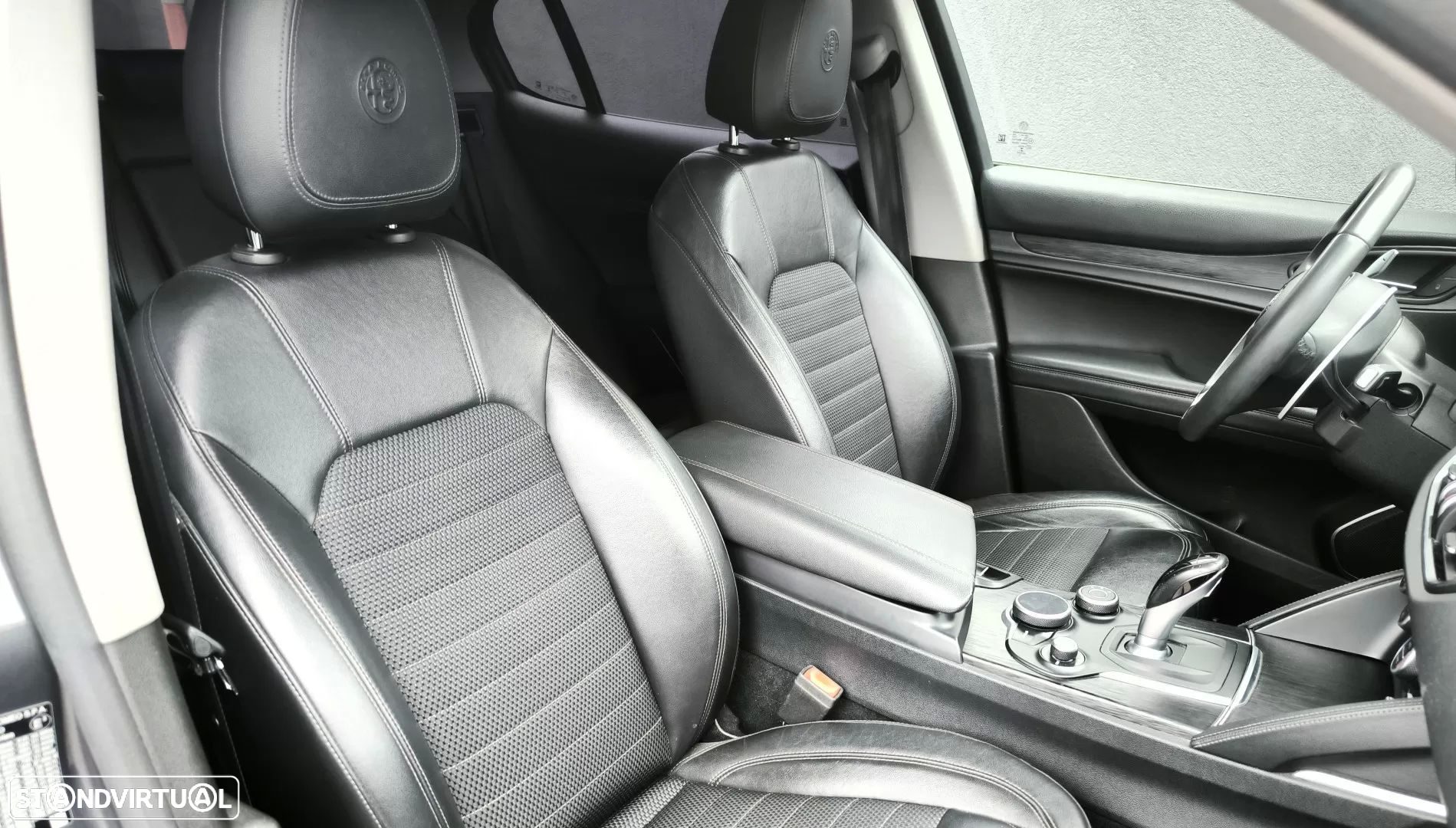 Alfa Romeo Stelvio 2.2 D Super AT8 Q4 - 25