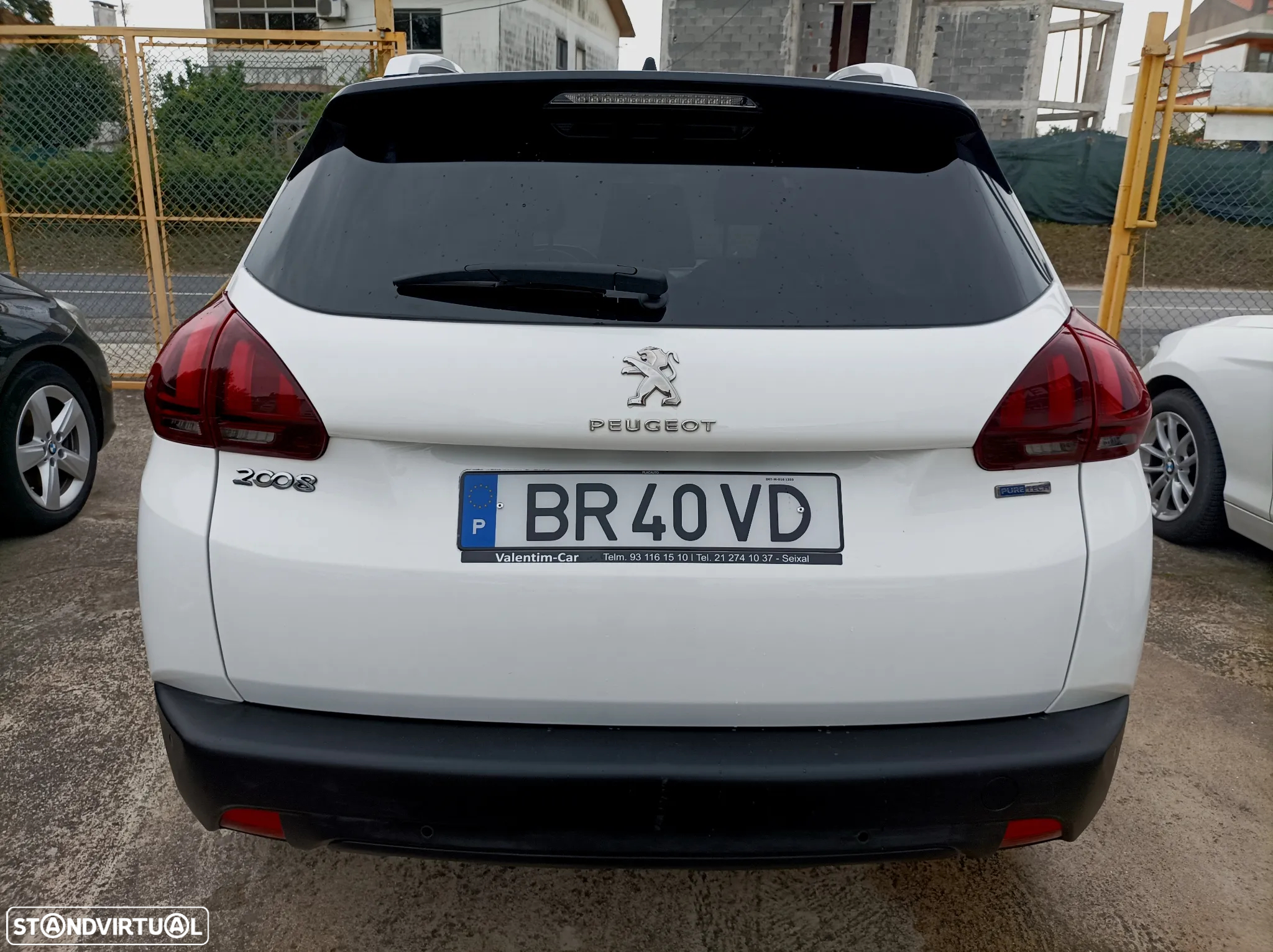 Peugeot 2008 1.2 PureTech Style - 5