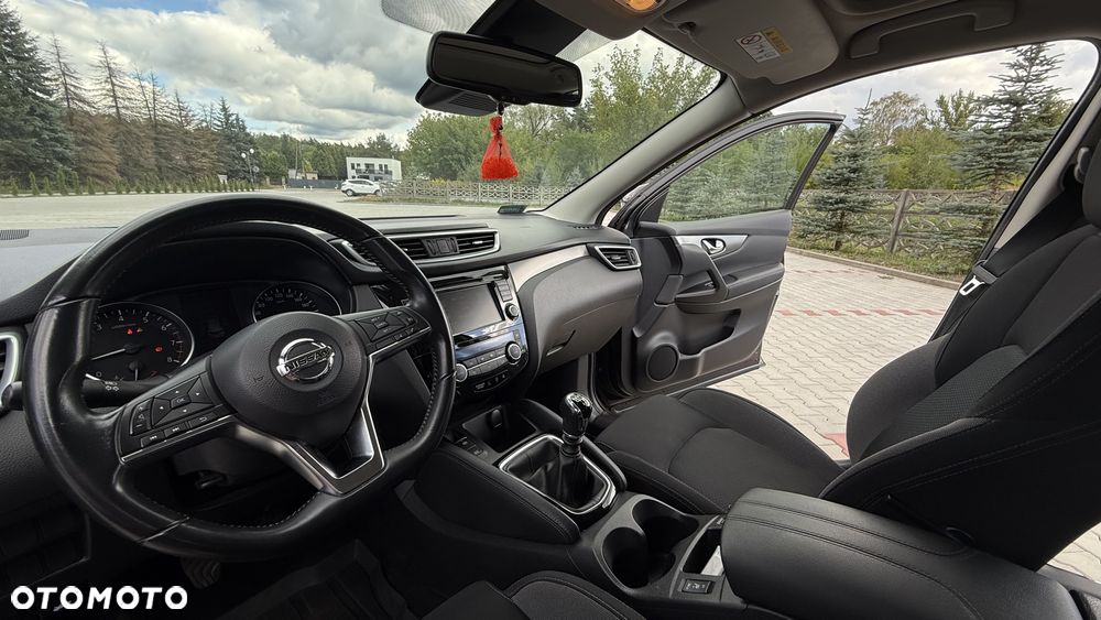 Nissan Qashqai 1.3 DIG-T N-Connecta - 2