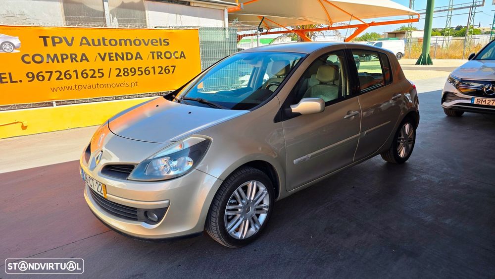Renault Clio 1.6 16V Initiale Aut. - 18