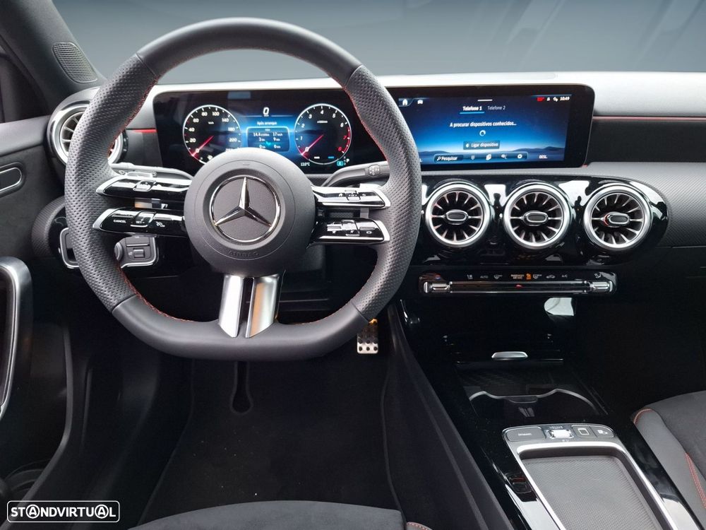 Mercedes-Benz A 200 - 13