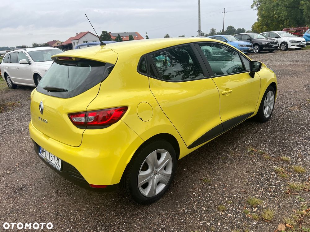 Renault Clio - 7
