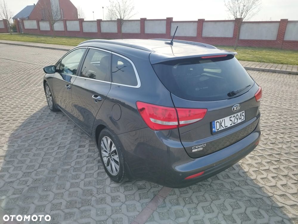 Kia Ceed 1.6 GDI L Business Line - 4