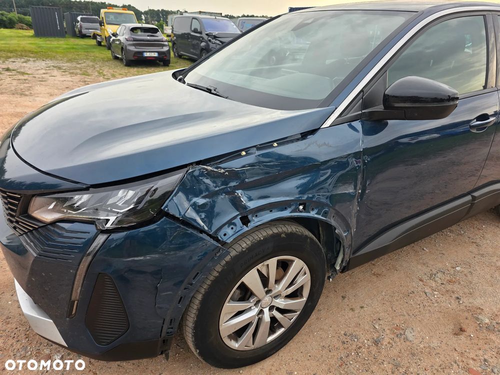Peugeot 3008 PureTech 130 Stop & Start GPF EAT8 Active Pack - 9