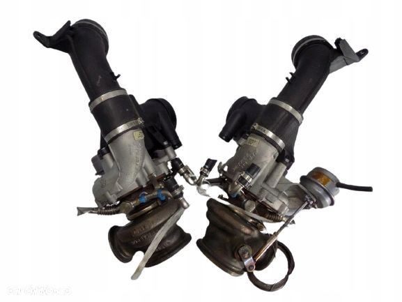 BMW M6 F13 F06 F10 TURBOSPRĘŻARKA 7849045 7849044 - 1