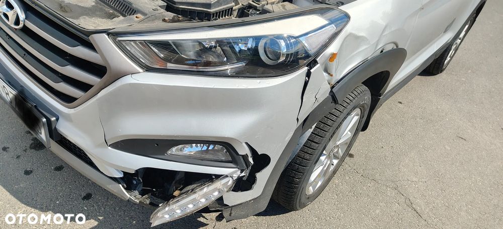 Hyundai Tucson 1.6 GDI BlueDrive Comfort 2WD - 12