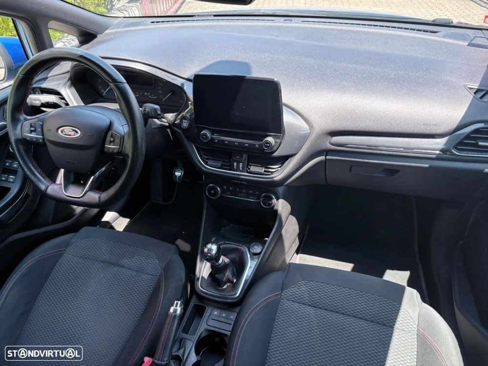 Ford Fiesta 1.0 EcoBoost ST-Line - 30