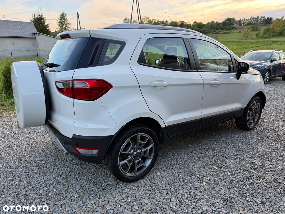 Ford EcoSport 1.5 TDCi TITANIUM - 11
