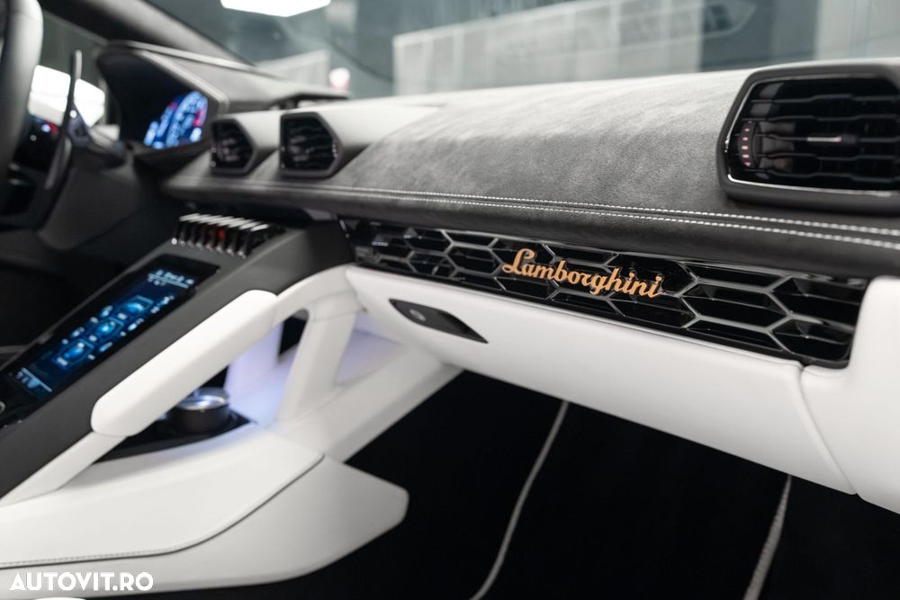 Lamborghini Huracan EVO - 27