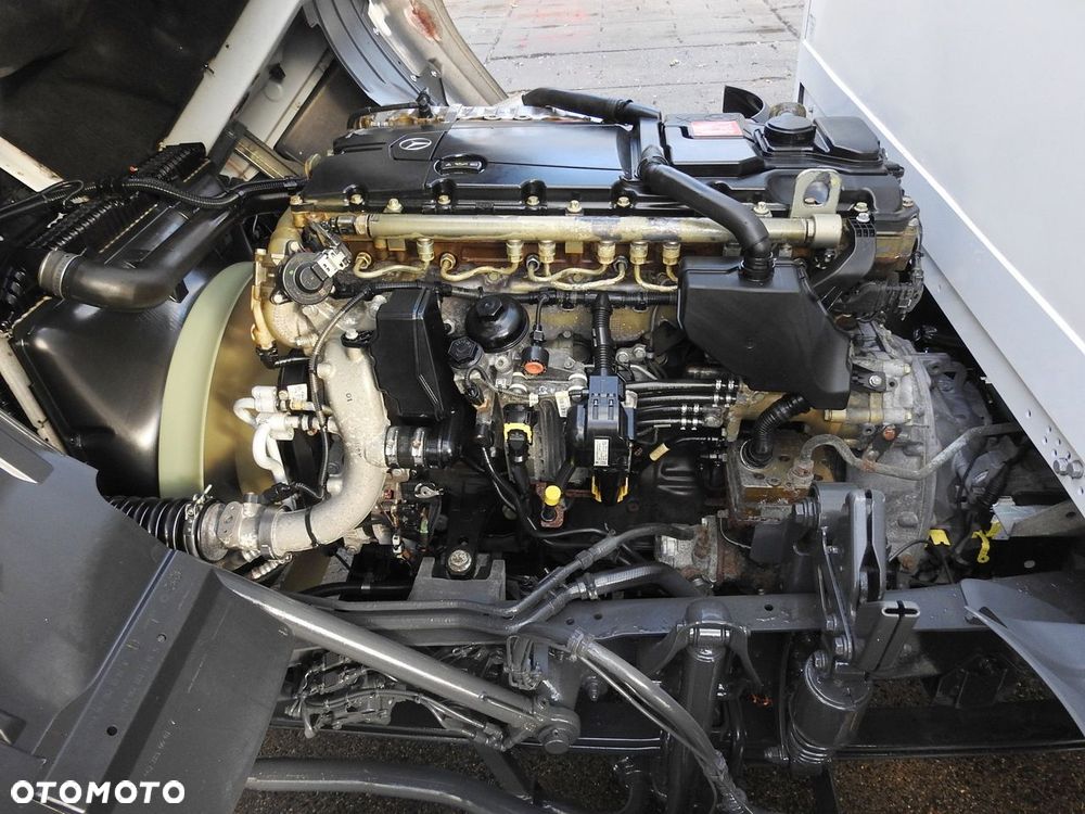 Mercedes-Benz ATEGO 12.24 KONTENER WINDA 18 PALET TEMPOMAT KLIMATYZACJA AUTOMAT  BLIŹNIACZE KOŁA  240KM - 28