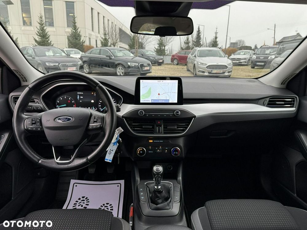 Ford Focus - 28