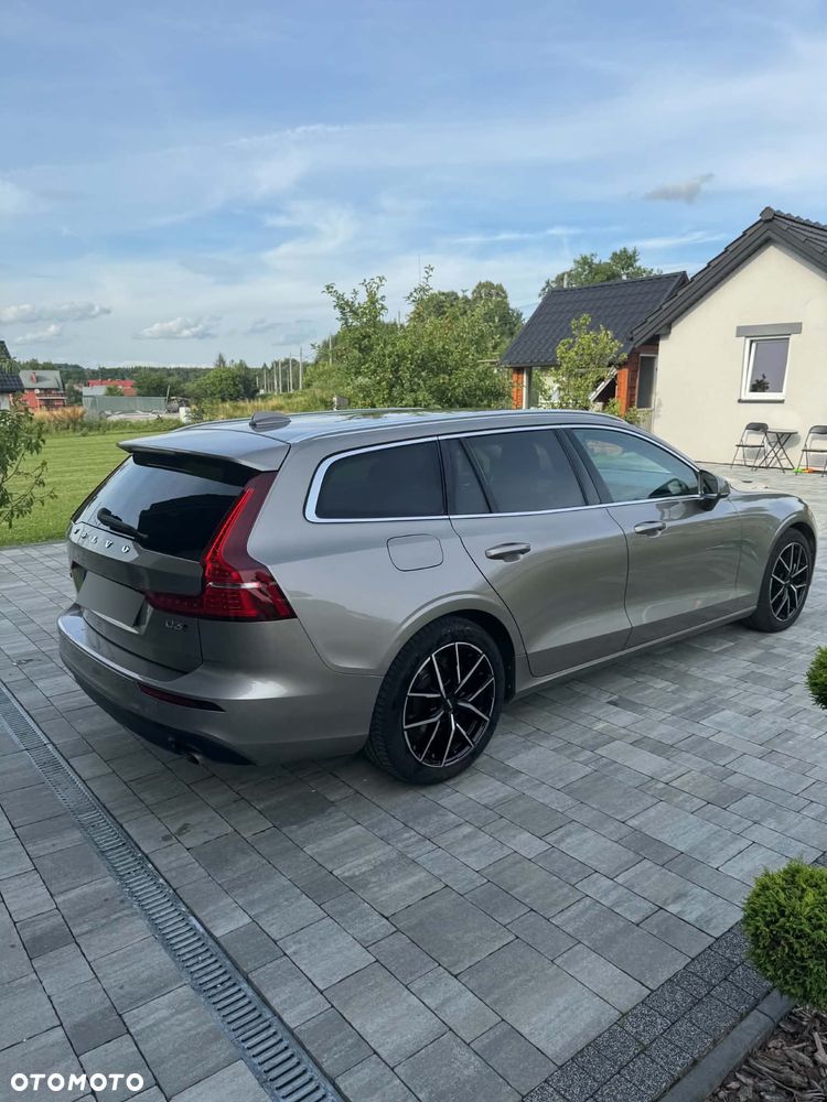 Volvo V60 D3 AWD Momentum - 6