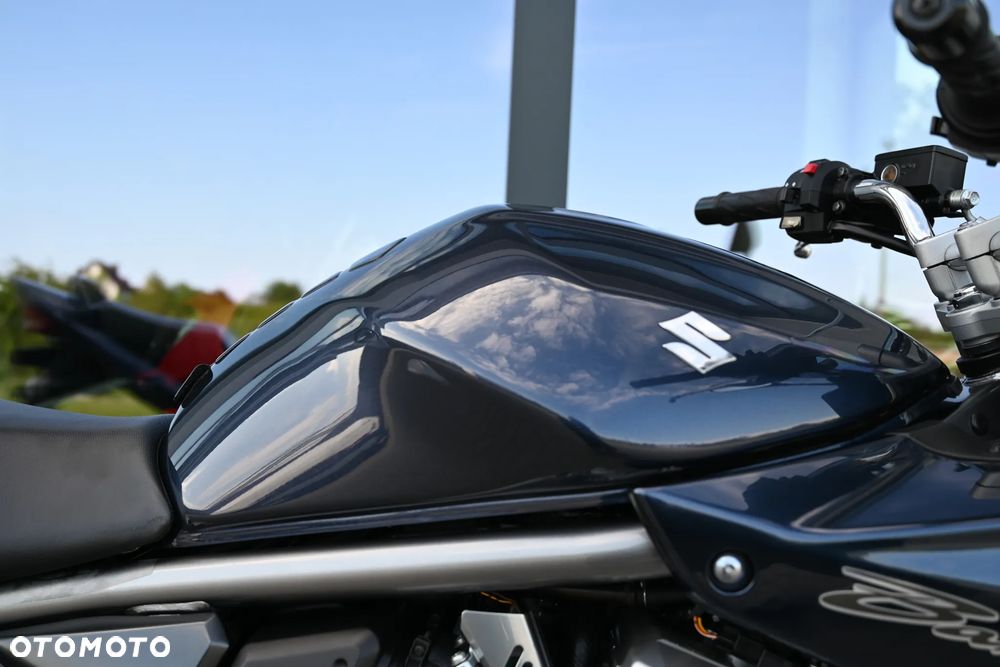 Suzuki Bandit - 12