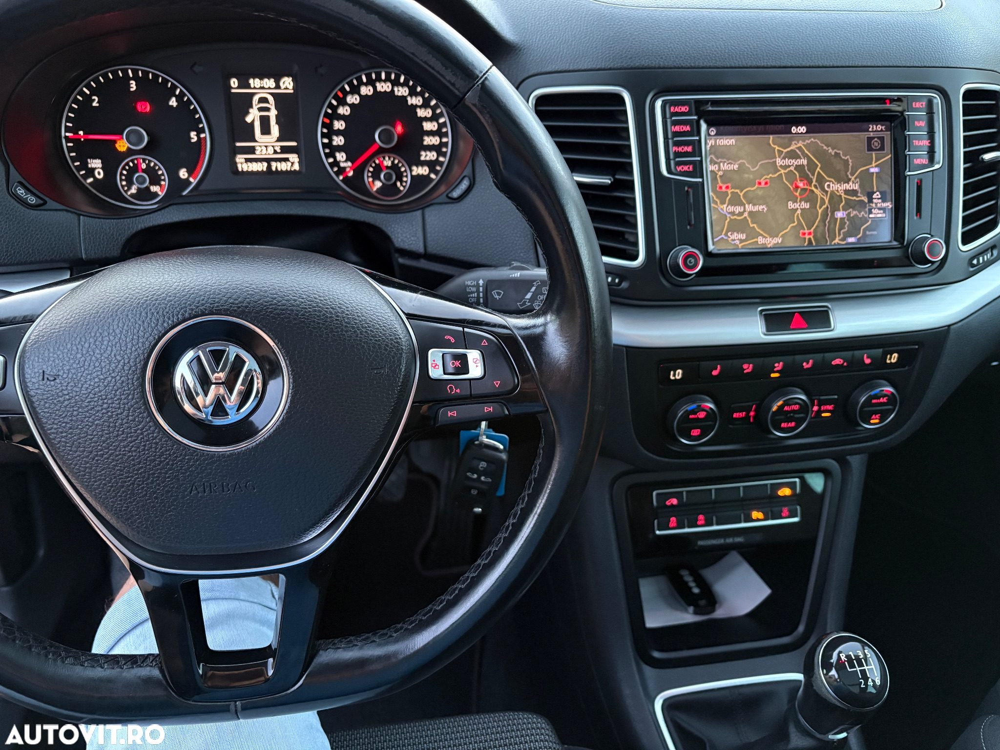 Volkswagen Sharan 2.0 TDI (BlueMotion Technology) Comfortline - 7