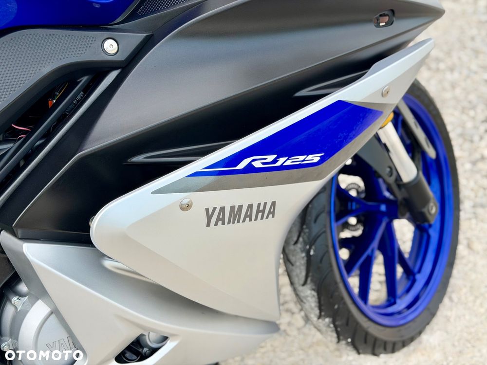 Yamaha YZF - 15