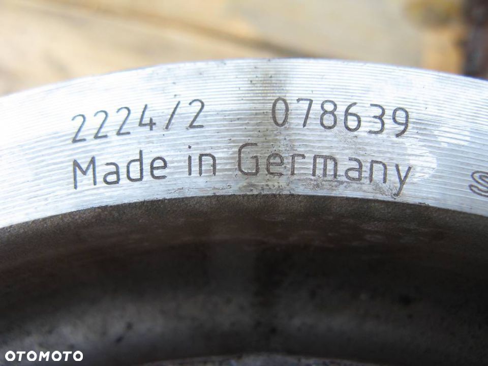 # RENAULT GAMA T RANGE WYSPRZĘGLIK SIŁOWNIK SPRZĘGŁA AT2412E 21580968 - 3