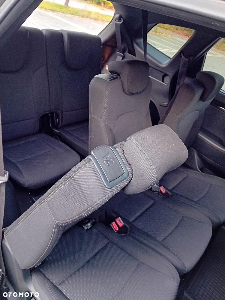 Kia Carens 1.6 GDI L 7os - 28