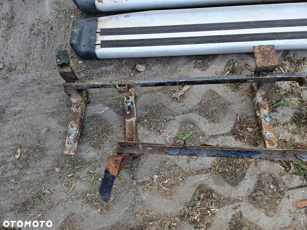 TOYOTA RAV4 00-05 PROGI PODSTOPNICE ORUROWANIE - 5