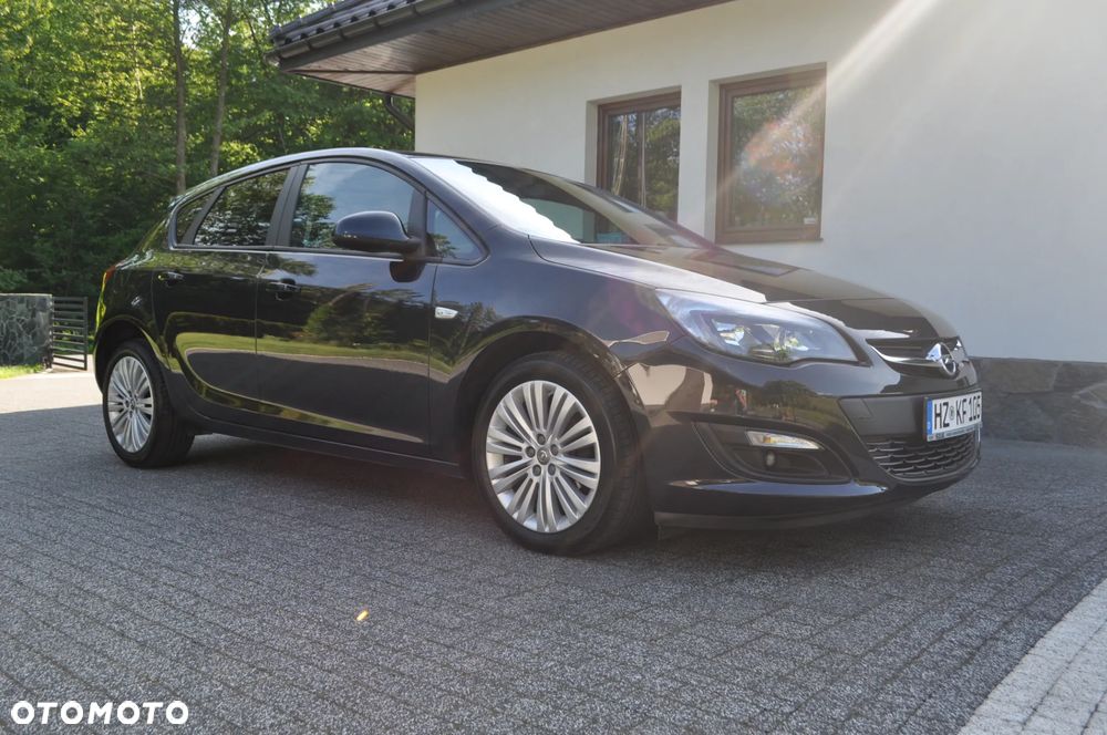 Opel Astra 1.4 Turbo Cosmo - 13