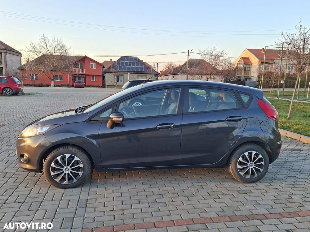 Ford Fiesta - 4