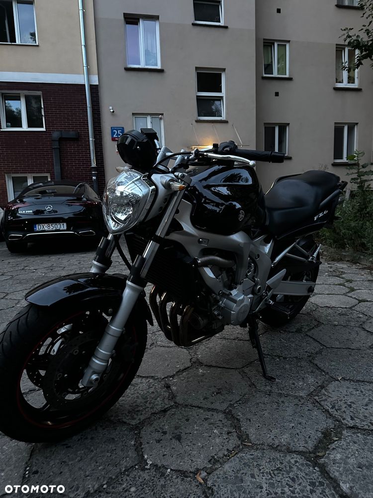 Yamaha FZ6 - 5