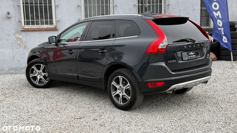 Volvo XC 60 D5 AWD Summum - 3