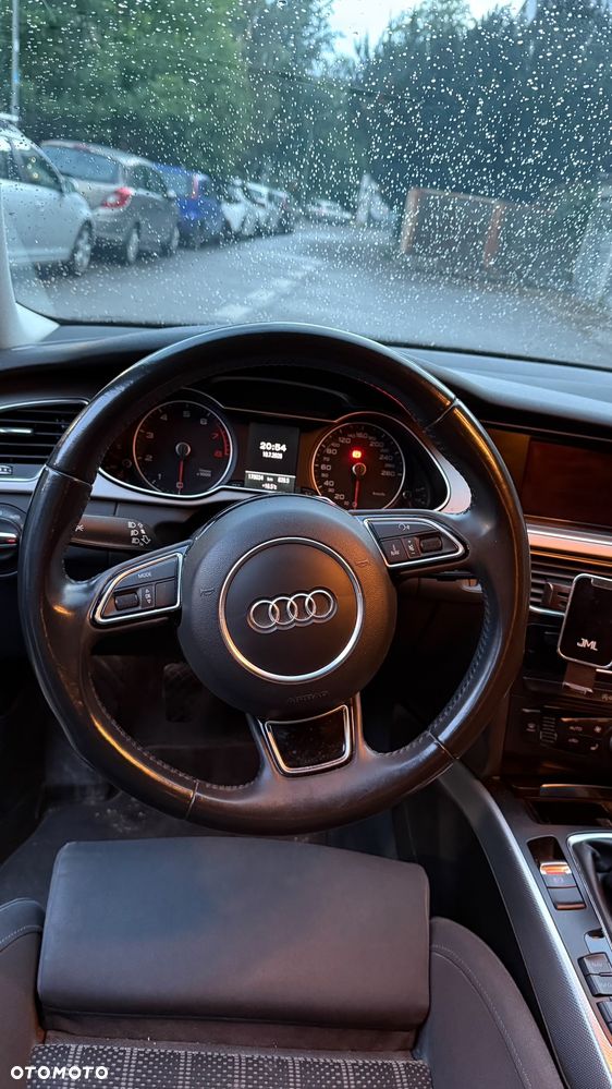 Audi A4 Avant - 6