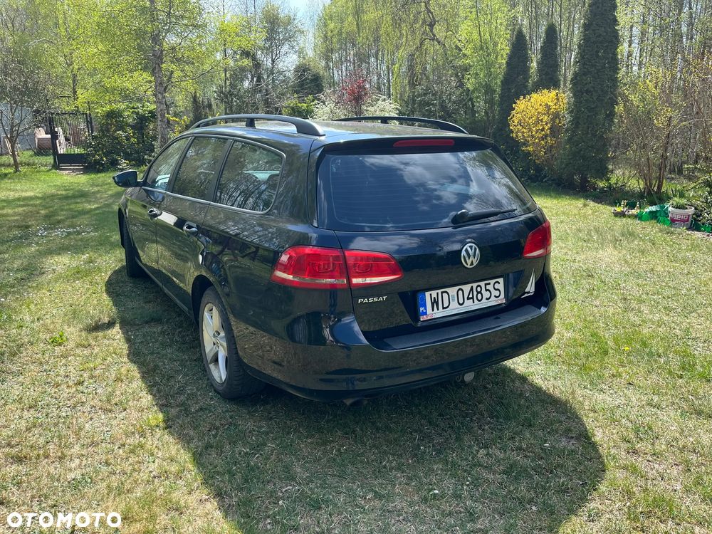 Volkswagen Passat - 4