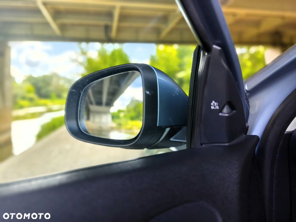 Volvo V40 T2 Drive-E Momentum - 31