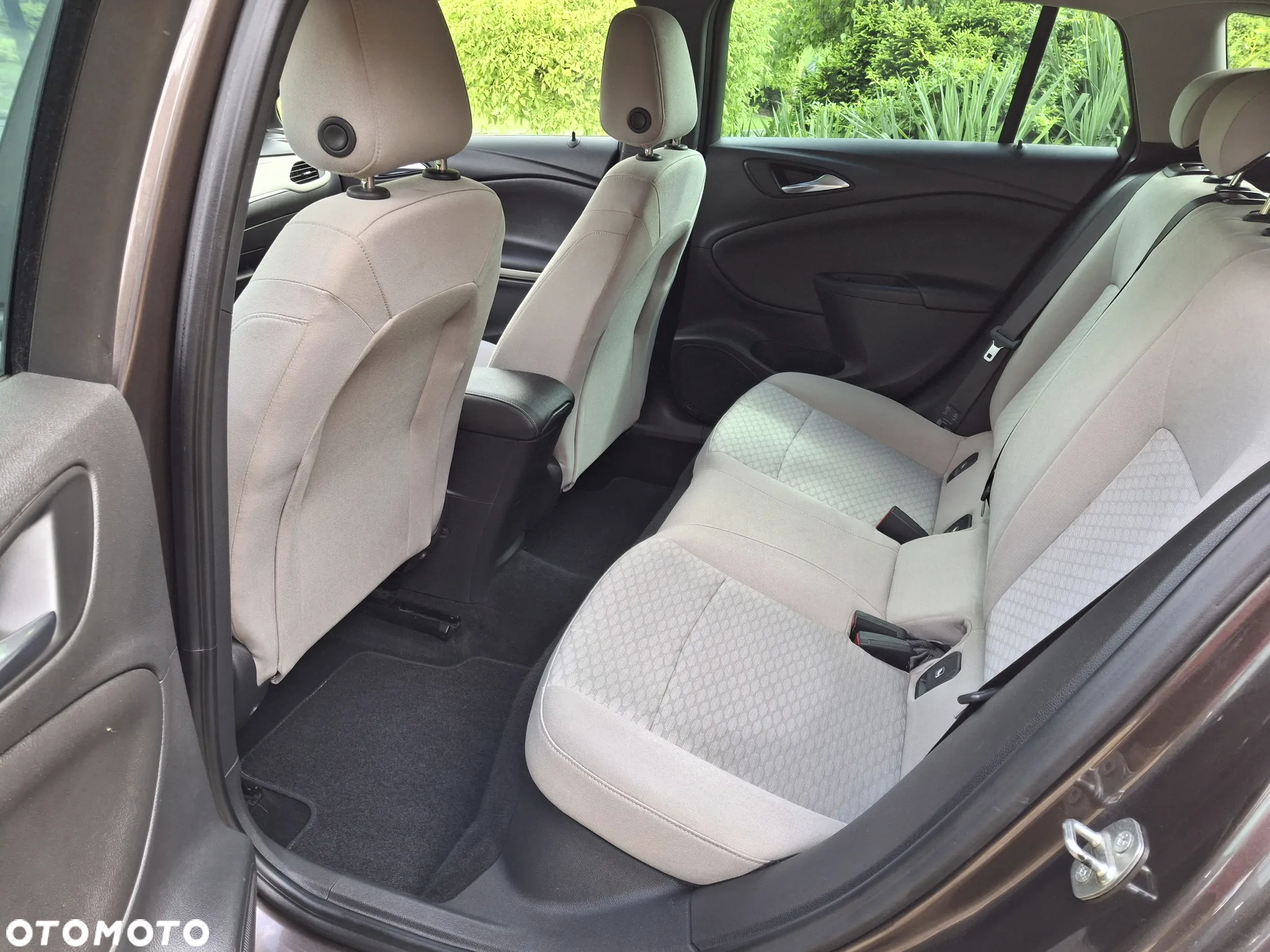 Opel Astra 1.0 Turbo Start/Stop Sports Tourer Business - 11