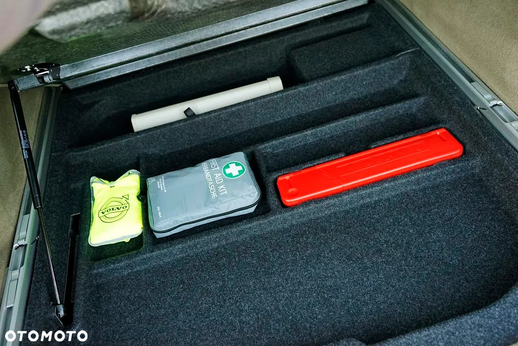 Volvo V70 1.6D DRIVe - 36