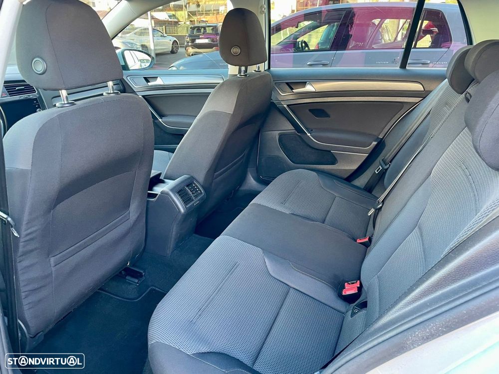 VW Golf 1.4 TSI BlueMotion DSG Edition - 10