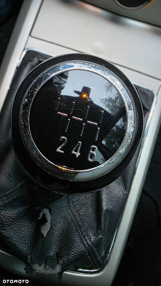 Opel Astra 1.7 CDTI DPF Color Edition - 25