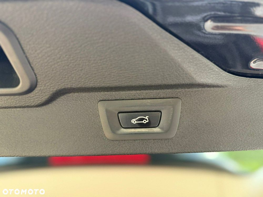 BMW X5 xDrive35i Sport-Aut - 38