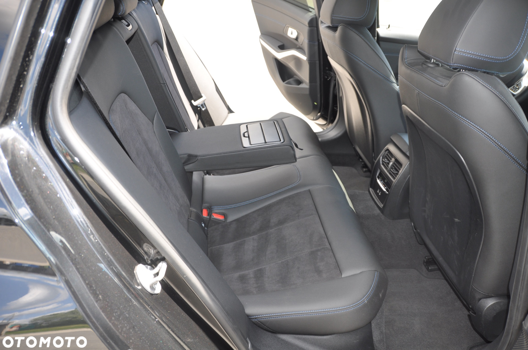 BMW Seria 3 320d Touring xDrive M Sport - 18