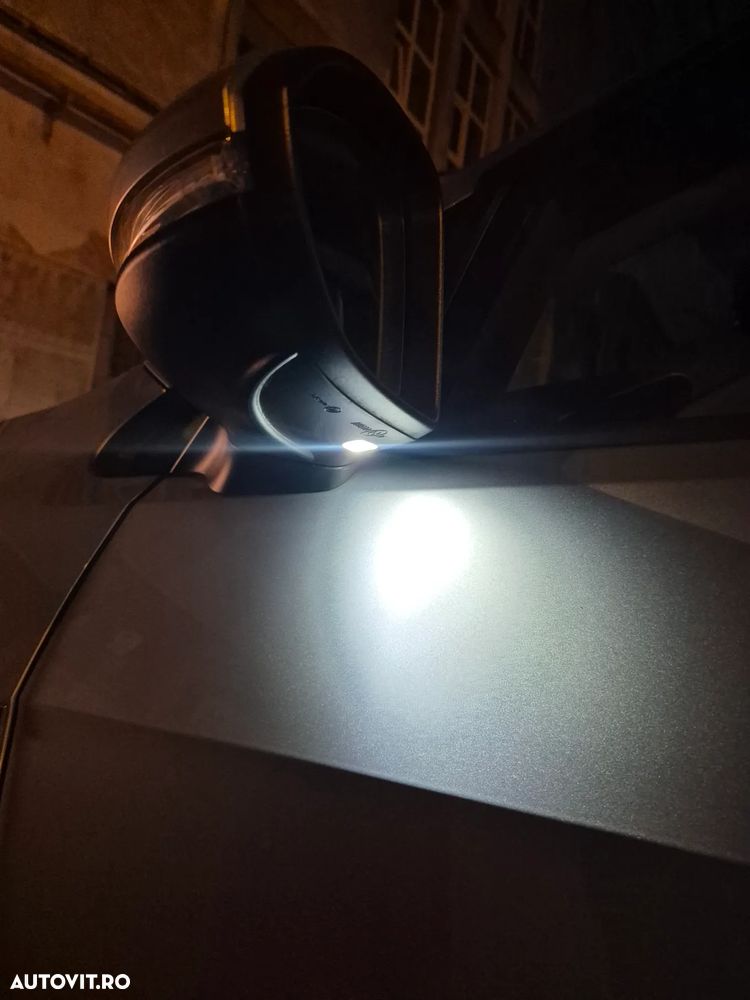 Volkswagen Golf Variant 1.6 TDI BlueMotion Technology Lounge - 23