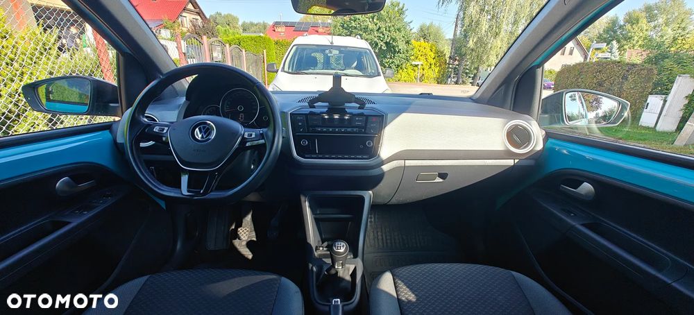 Volkswagen up! Active - 16