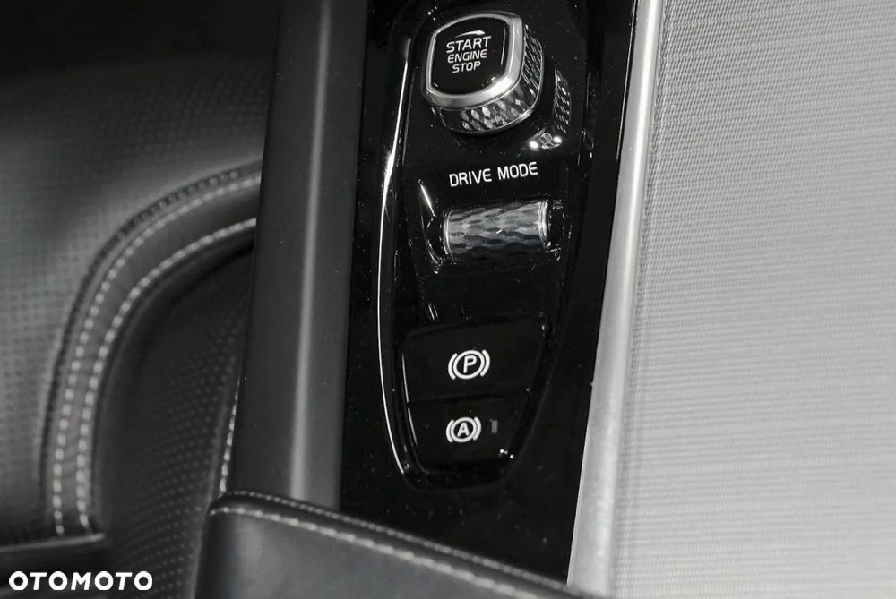 Volvo XC 60 T6 AWD Geartronic Inscription - 12