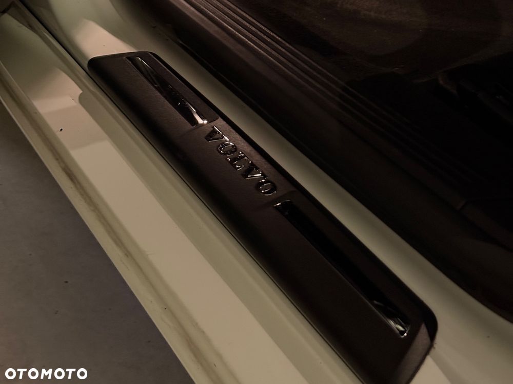 Volvo V40 T3 Geartronic RDesign - 9