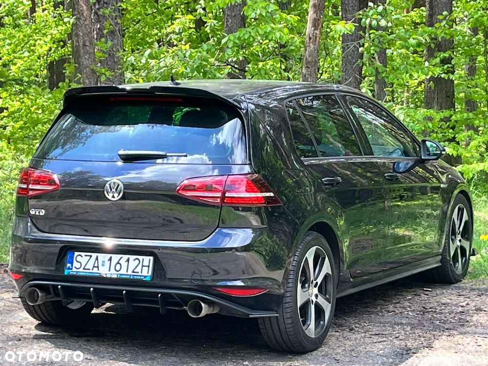 Volkswagen Golf GTD (BlueMotion Technology) DSG - 15